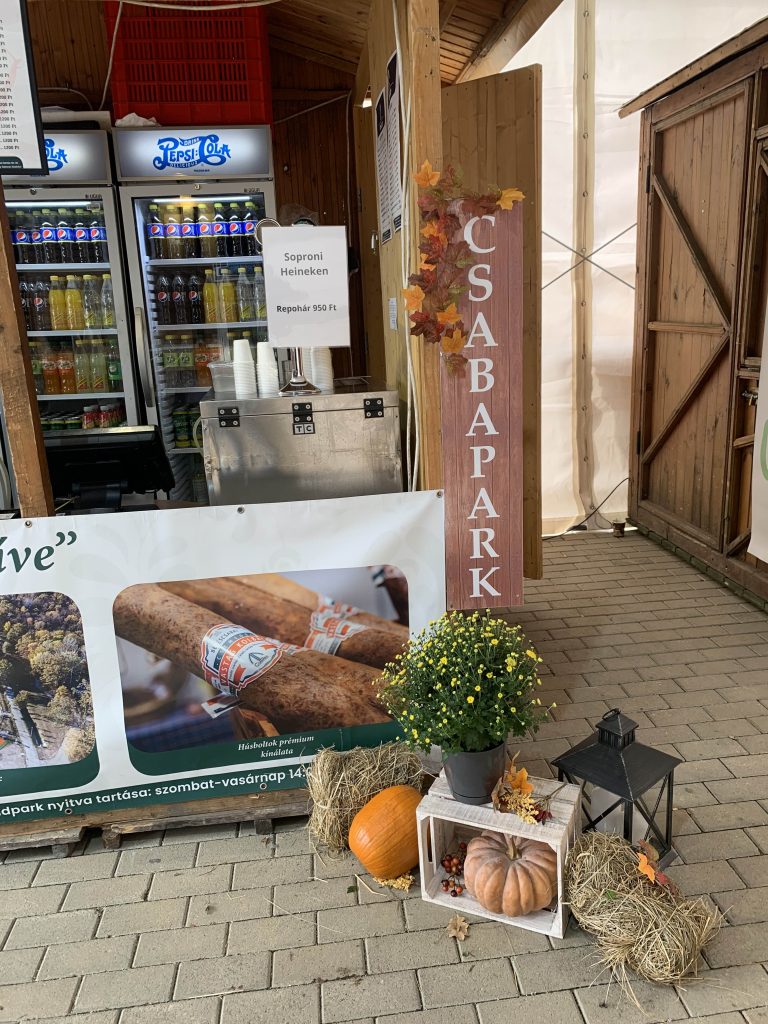 csabai kolbaszfesztival stand dekoracio 6 20231121 1467154623